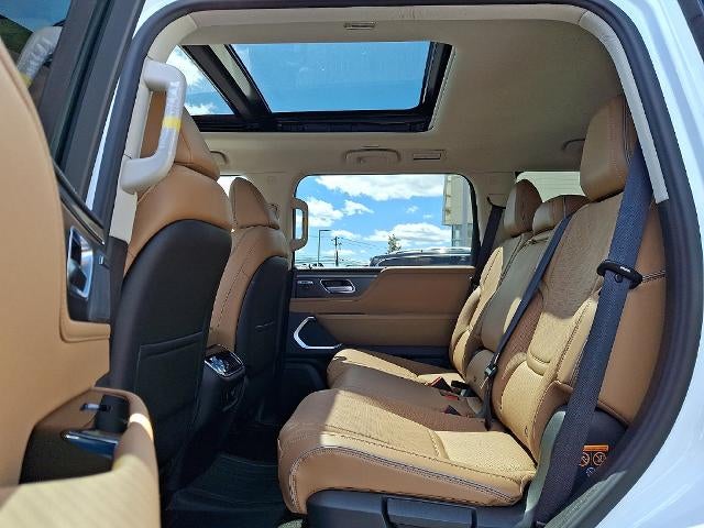 2027 INFINITI QX80 LUXE AWD *Ltd Avail*