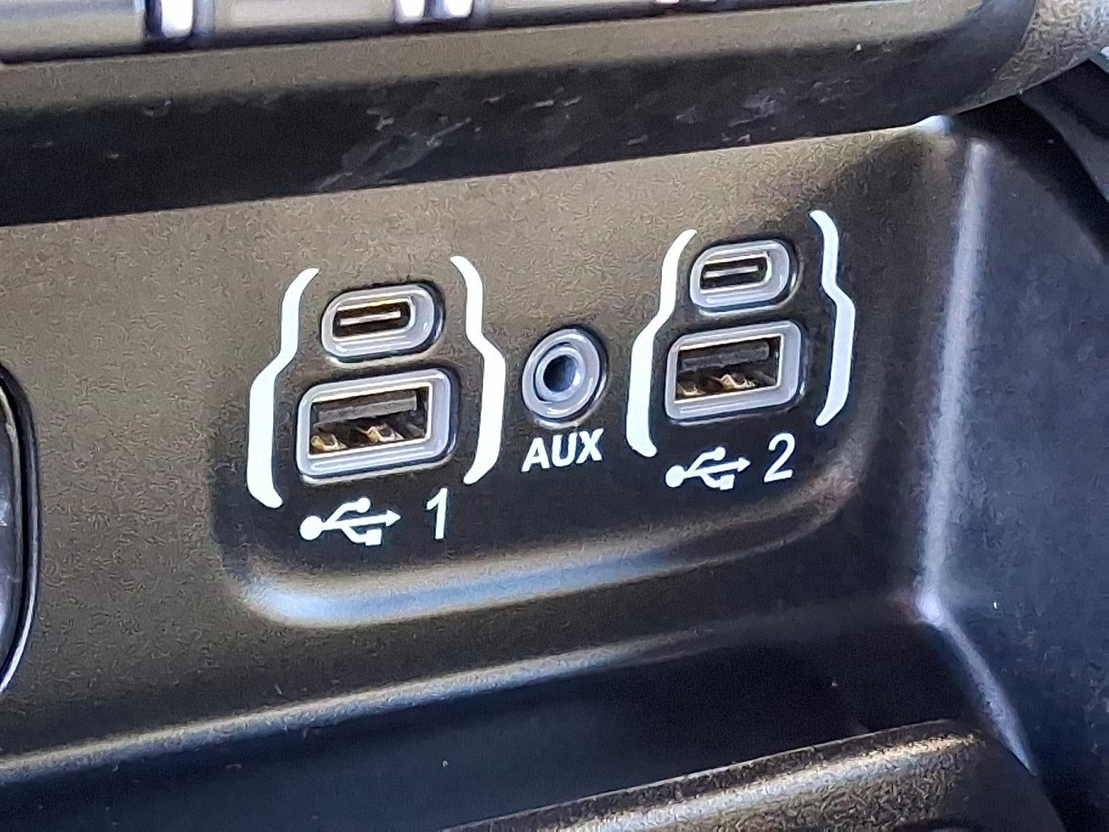 2022 RAM 1500 Big Horn 4x4 Crew Cab 5'7" Box