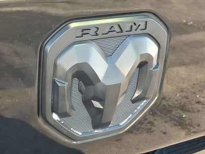 2022 RAM 1500 Big Horn 4x4 Crew Cab 5'7" Box