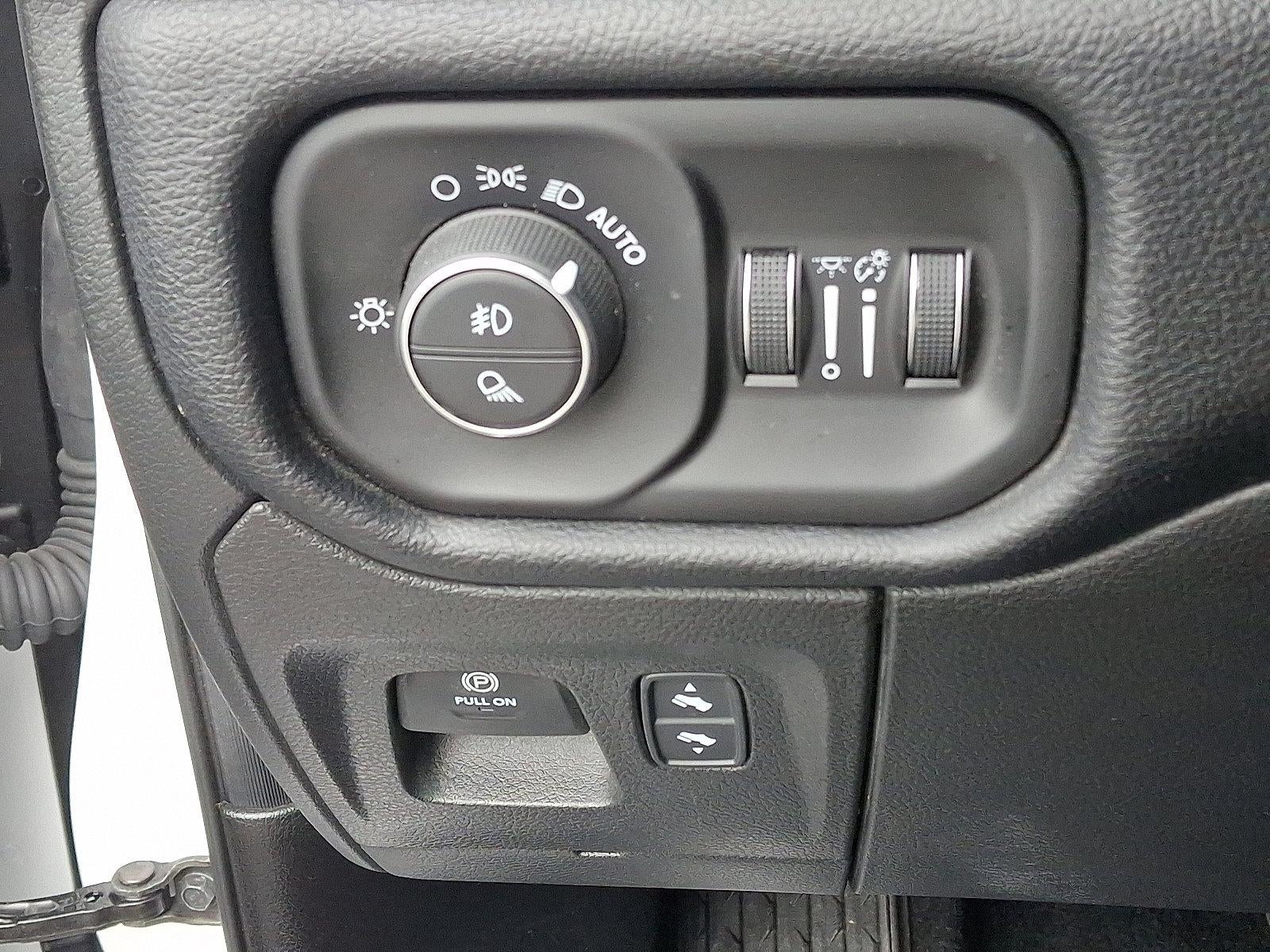 2026 RAM 1500 Big Horn 4x4 Crew Cab 5'7" Box