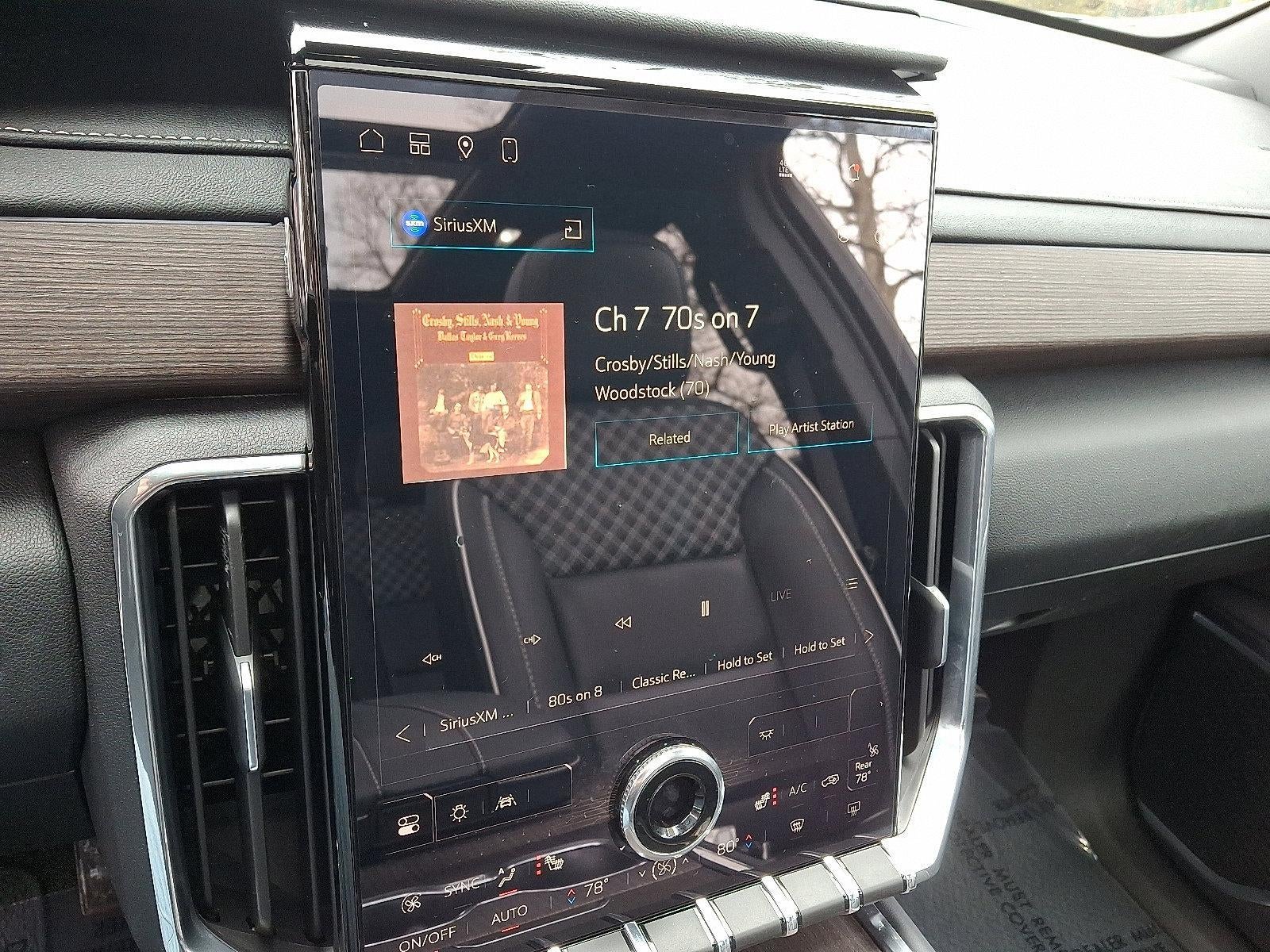 2024 GMC Acadia AWD Denali