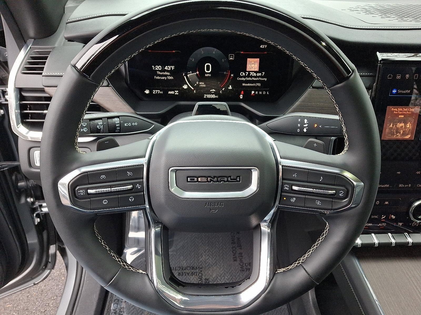 2024 GMC Acadia AWD Denali