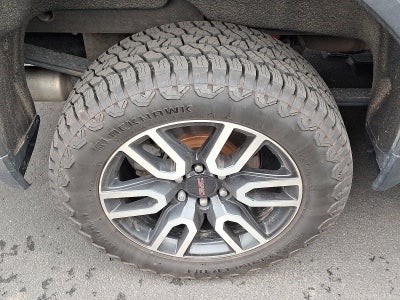 2022 GMC Sierra 1500 Limited Crew Cab Short Box 4-Wheel Drive AT4