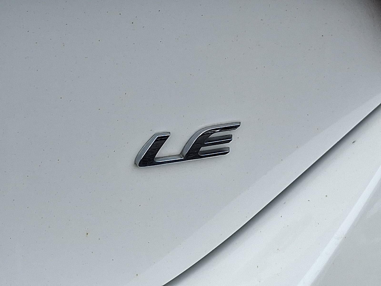 2015 Toyota Corolla 4dr Sdn CVT Auto LE (Natl)