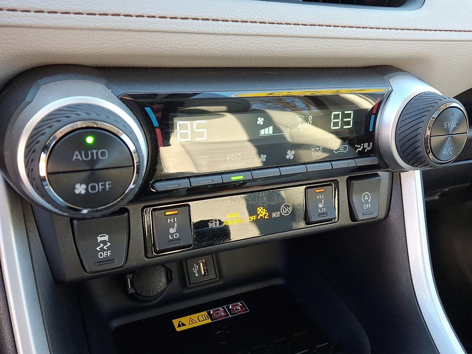 2025 Toyota RAV4 XLE Premium AWD (Natl)