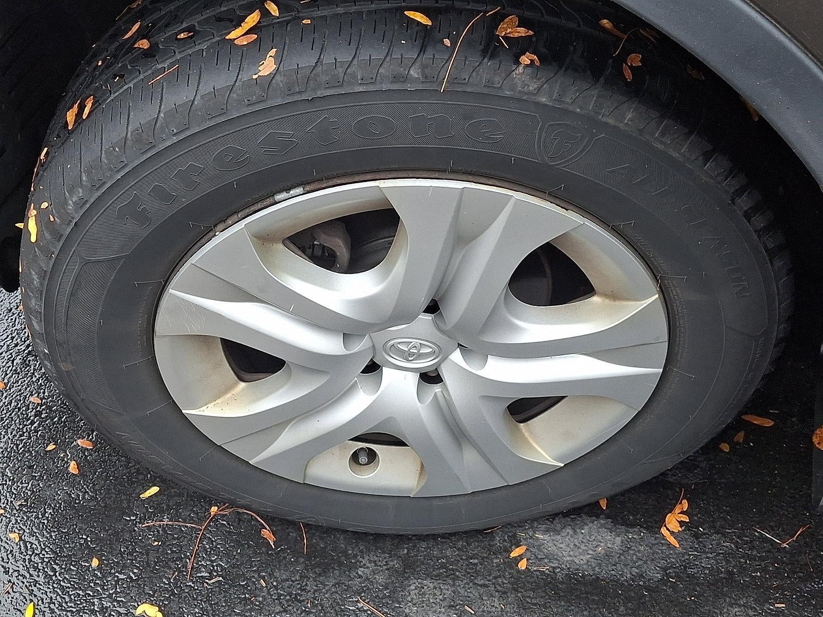 2015 Toyota RAV4 AWD 4dr LE (Natl)