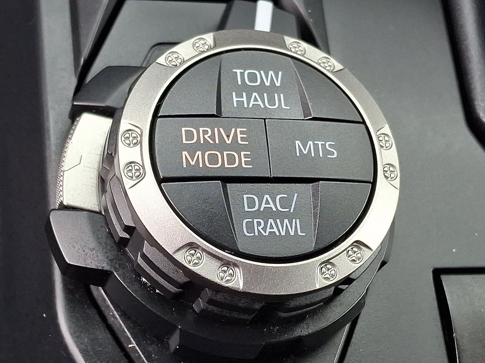 2025 Toyota Tacoma 4WD 4WD SR Double Cab 5' Bed MT (Natl)