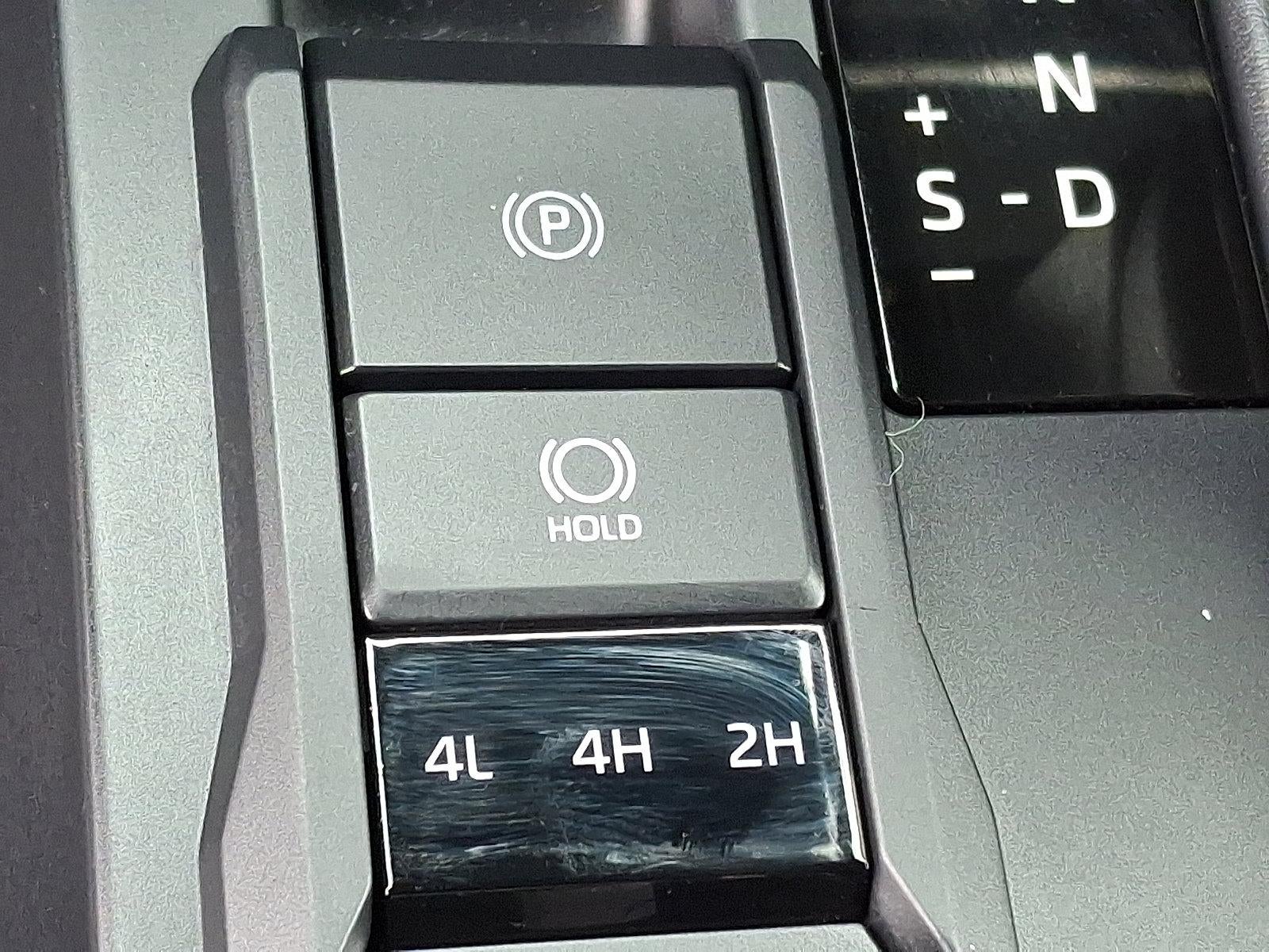 2025 Toyota Tacoma 4WD 4WD SR Double Cab 5' Bed MT (Natl)