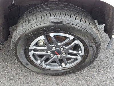 2025 Toyota Tacoma 4WD 4WD TRD Sport Double Cab 5' Bed MT (Natl)