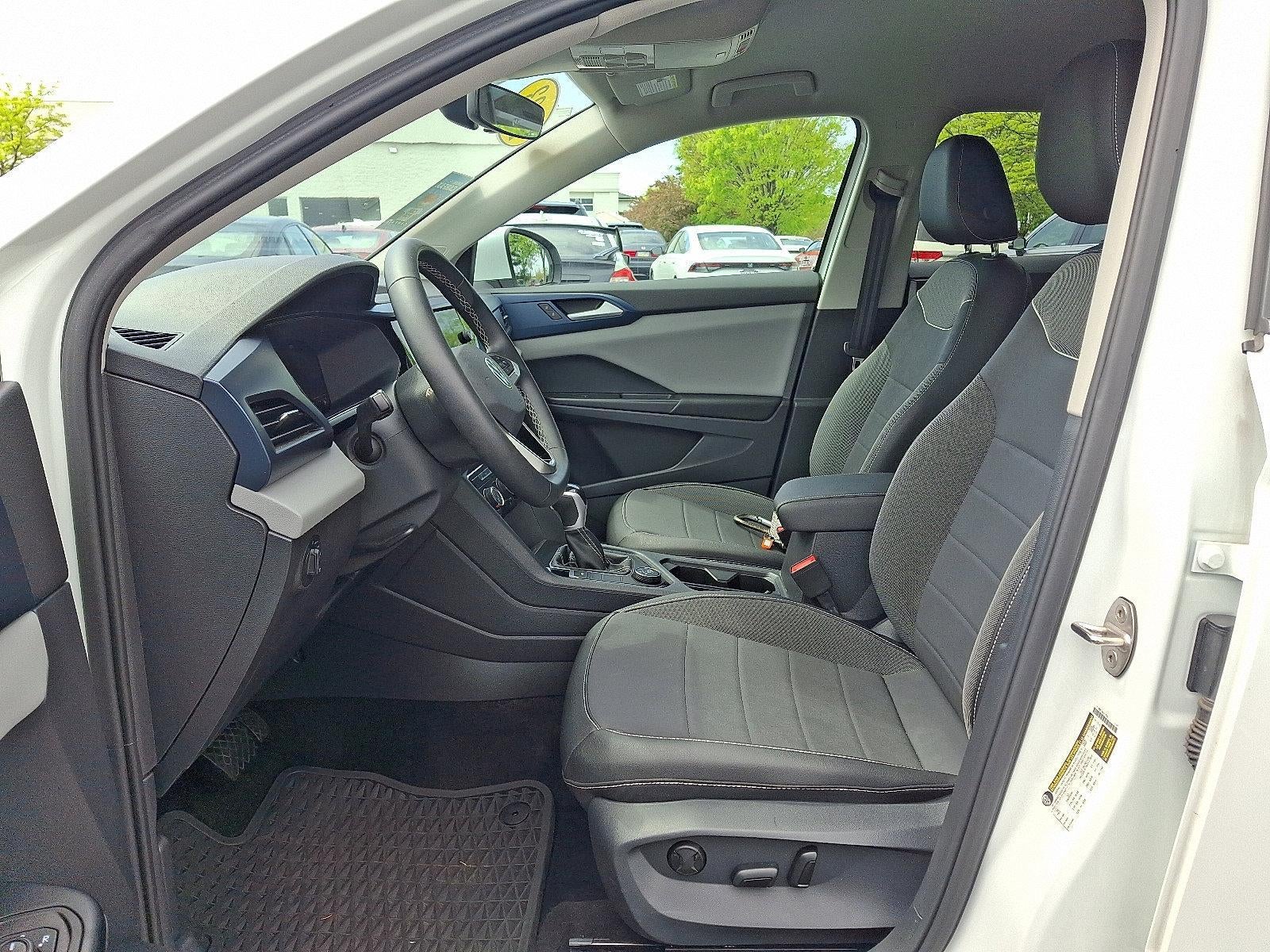 2023 Volkswagen Taos SE 4MOTION