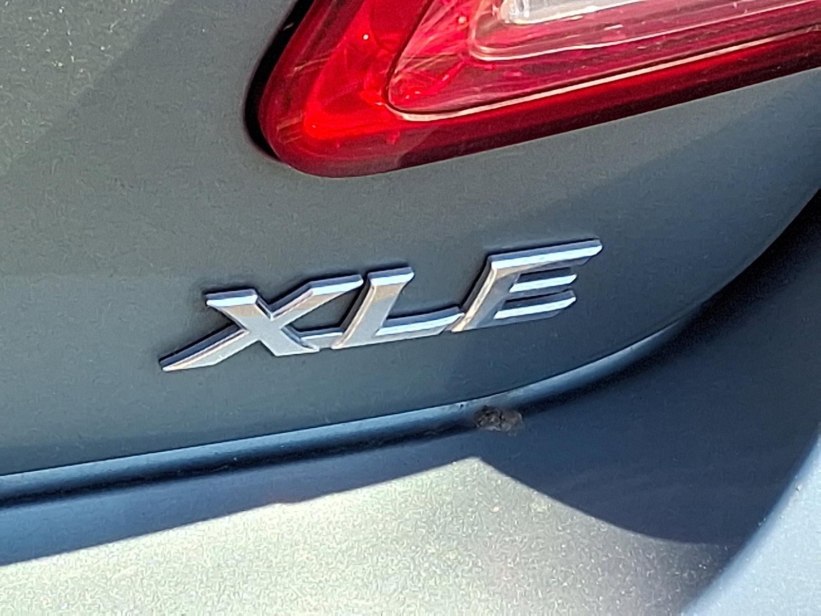 2010 Toyota Camry 4dr Sdn V6 Auto XLE (Natl)