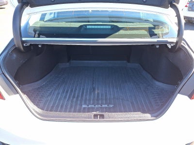 2020 Toyota Camry LE Auto (Natl)