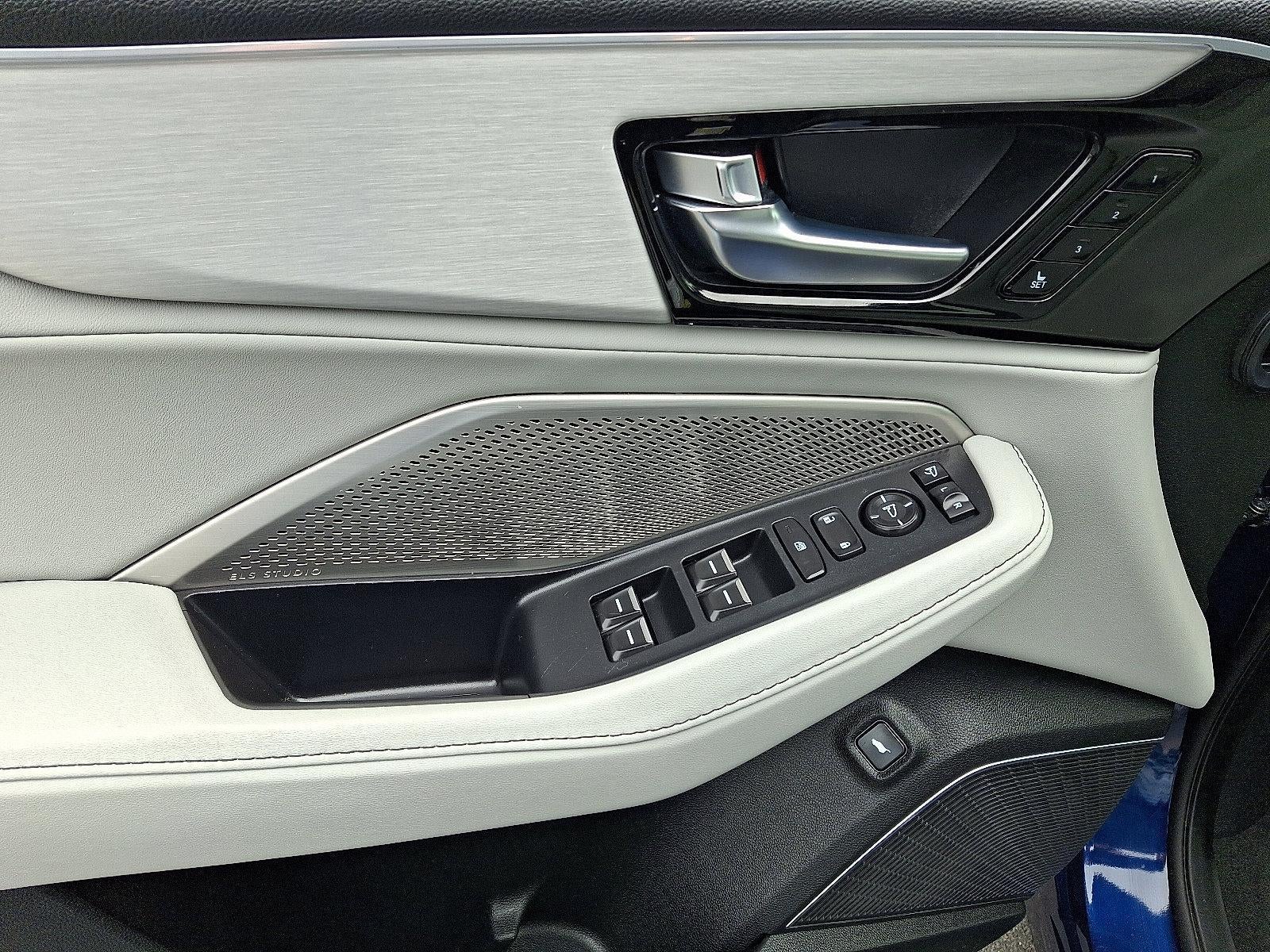 2023 Acura MDX SH-AWD w/Technology Package