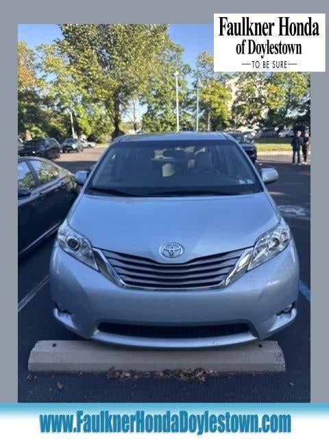 2015 Toyota Sienna 5dr 7-Pass Van XLE AWD (Natl)