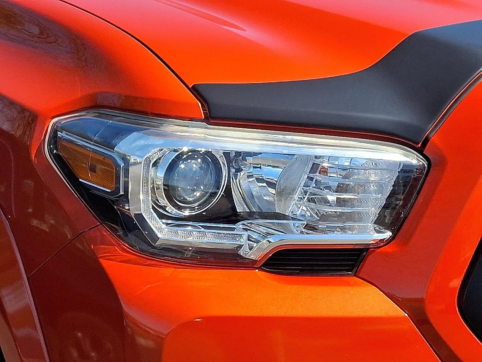 2017 Toyota Tacoma TRD Off Road Double Cab 5' Bed V6 4x4 MT (Natl)