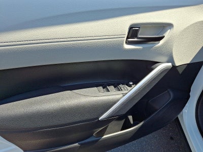 2023 Toyota Corolla Cross L 4WD (Natl)