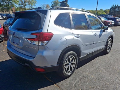 2024 Subaru Forester Premium AWD