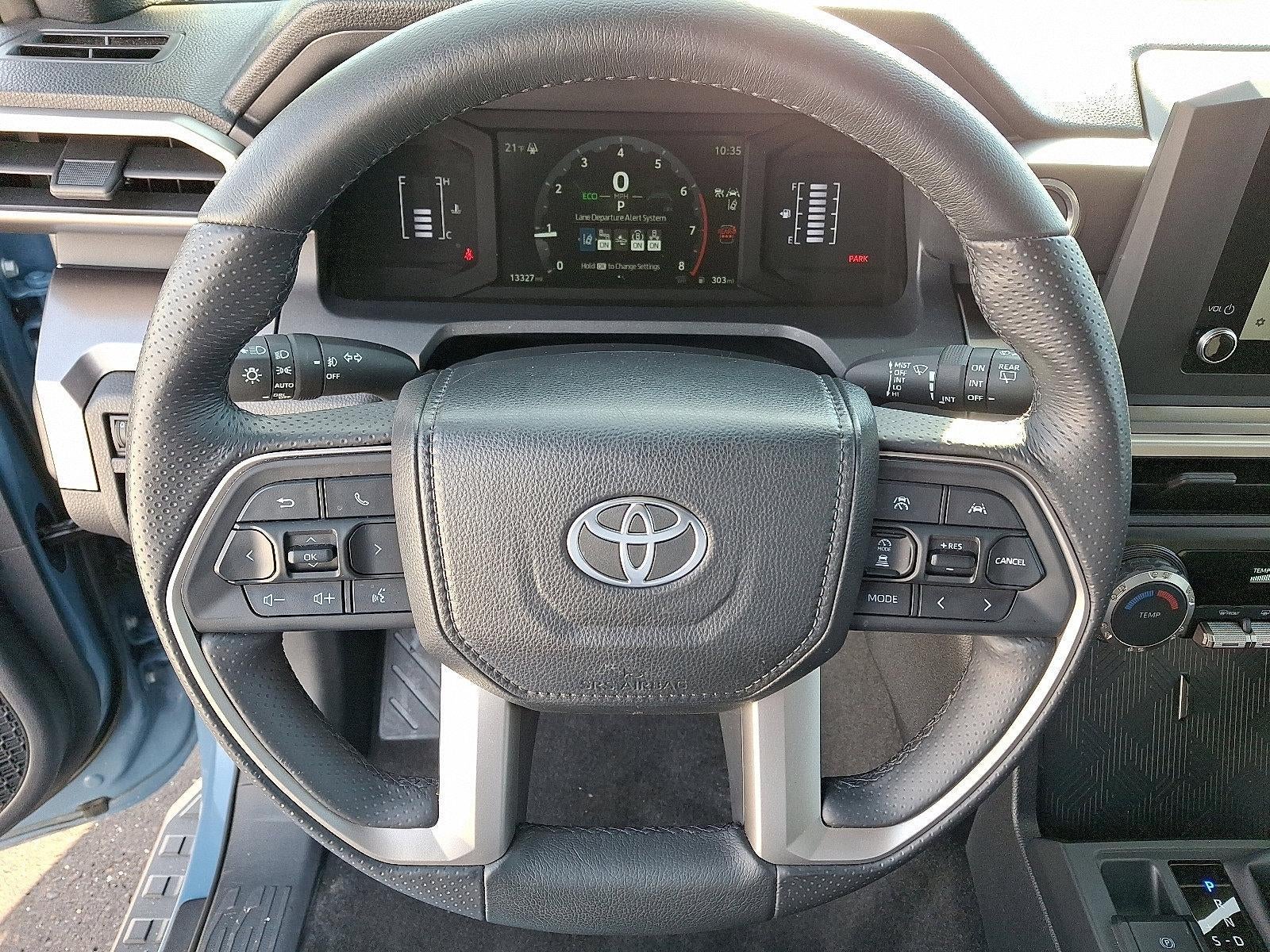 2025 Toyota 4Runner SR5 4WD (GS)