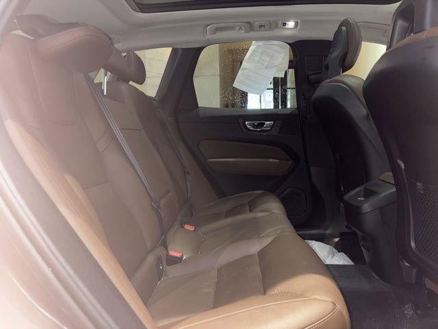 2018 Volvo XC60 T5 AWD Momentum