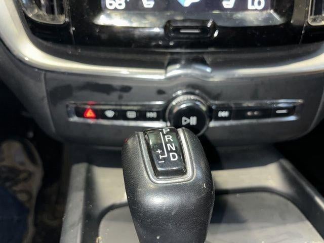 2018 Volvo XC60 T5 AWD Momentum