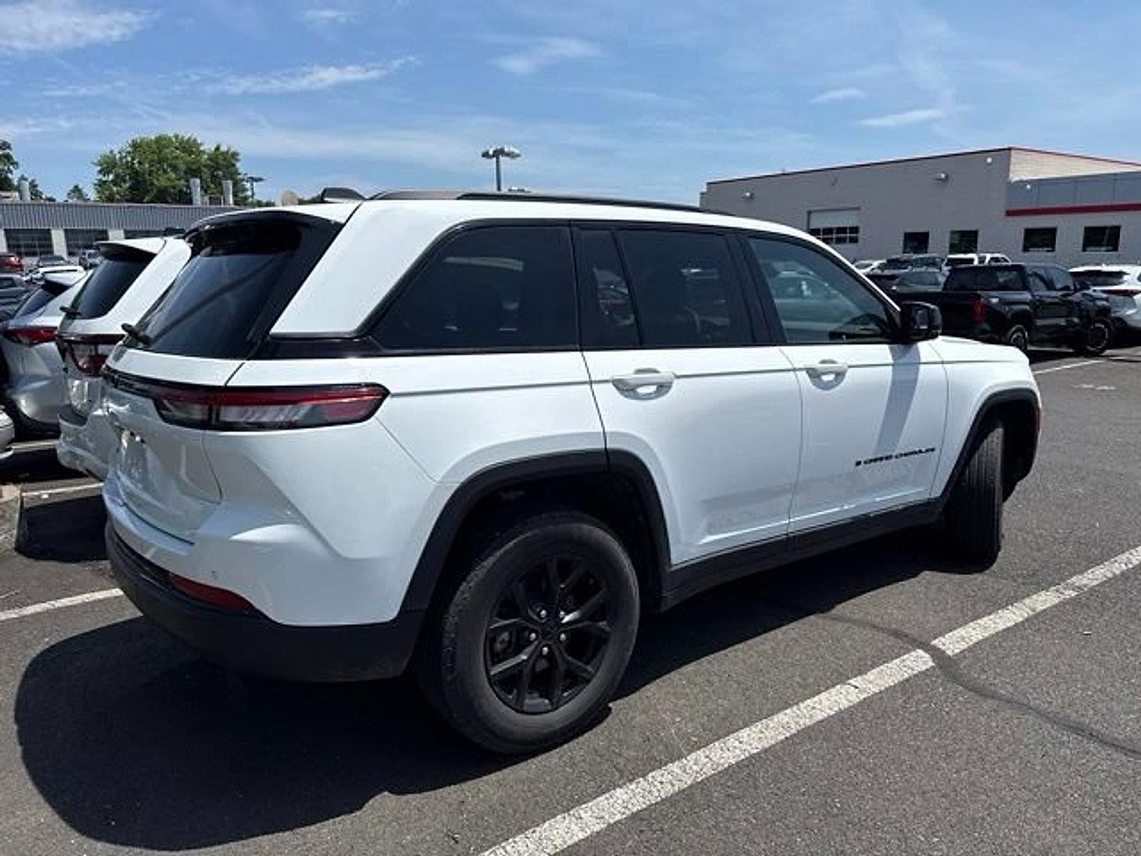 2025 Jeep Grand Cherokee Altitude 4x4