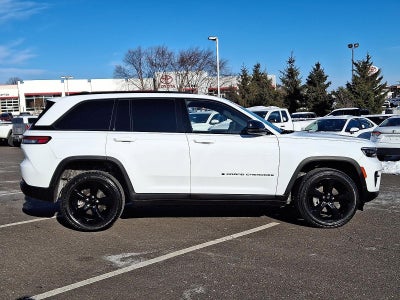 2023 Jeep Grand Cherokee Altitude 4x4