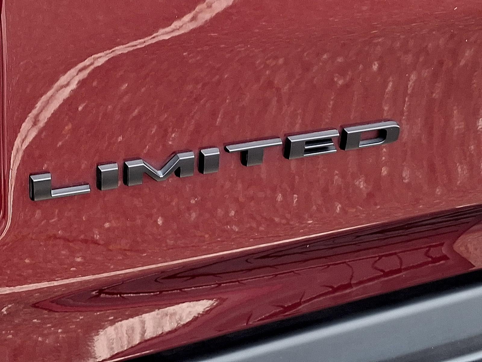 2021 RAM 1500 Limited 4x4 Crew Cab 5'7" Box