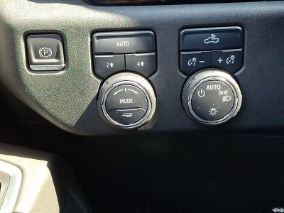 2022 Chevrolet Silverado 1500 Crew Cab Short Box 4-Wheel Drive LT 2FL