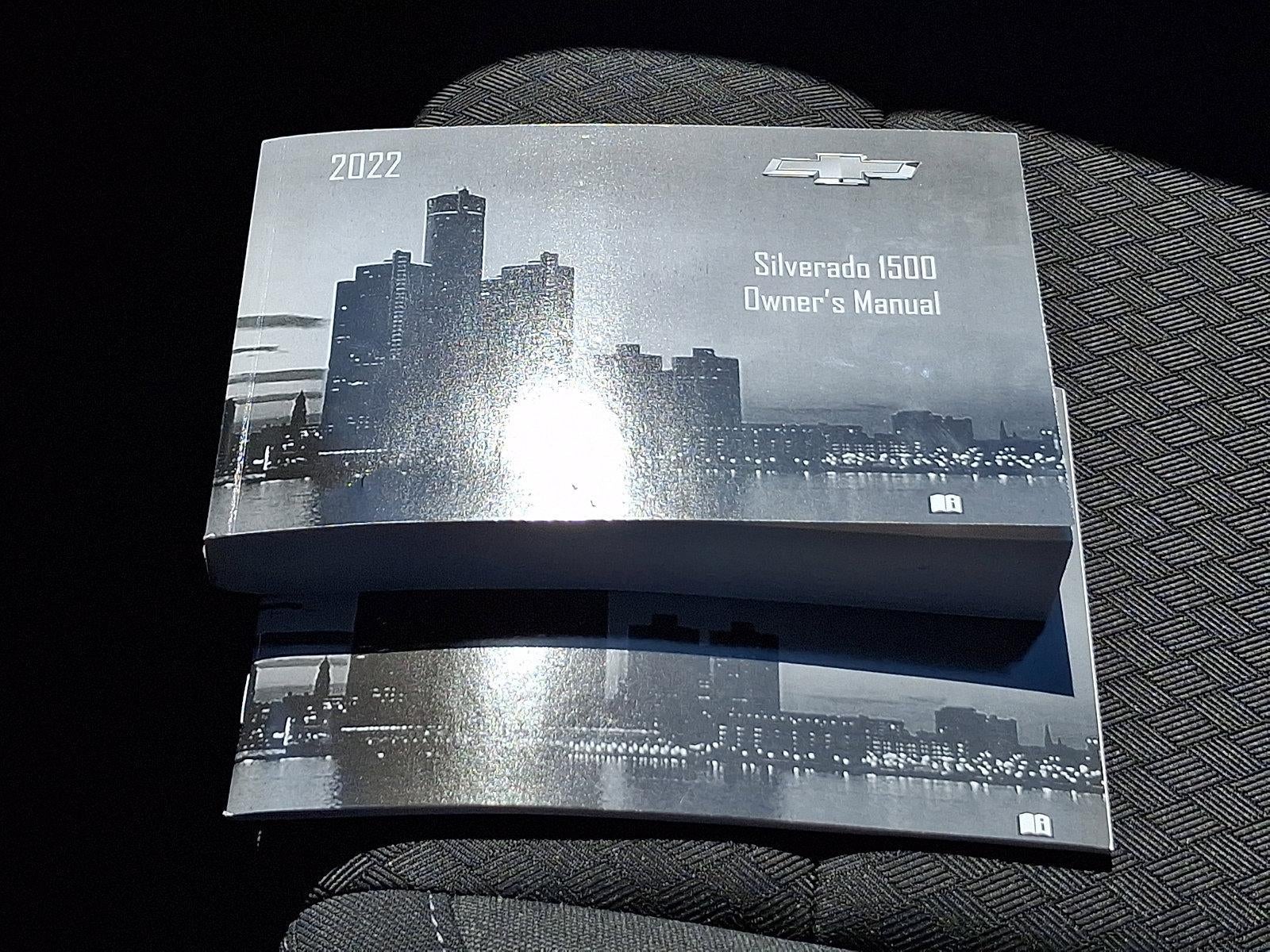 2022 Chevrolet Silverado 1500 Crew Cab Short Box 4-Wheel Drive LT 2FL