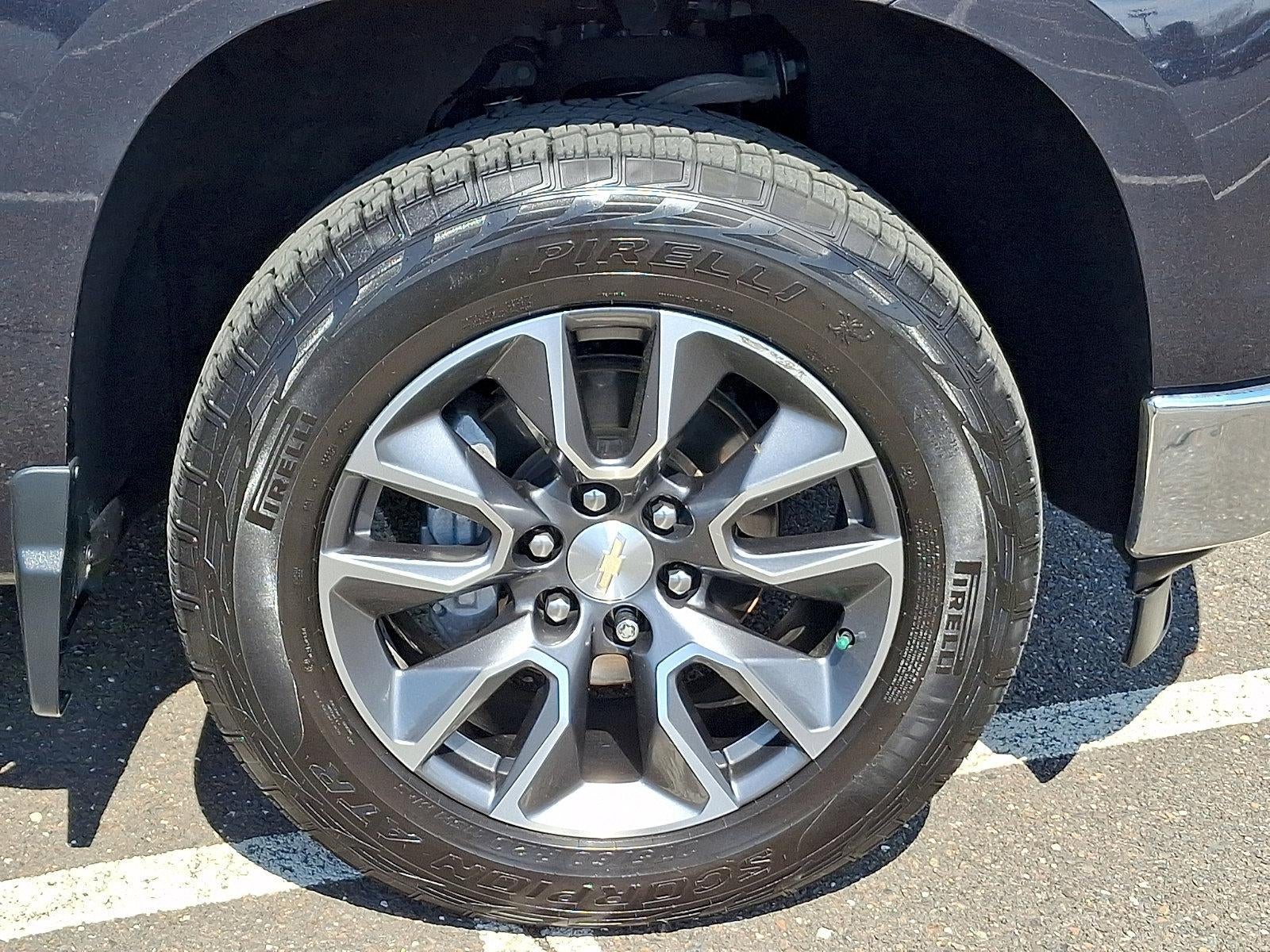 2022 Chevrolet Silverado 1500 Crew Cab Short Box 4-Wheel Drive LT 2FL