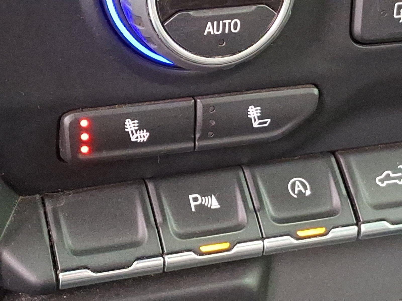 2022 Chevrolet Silverado 1500 LTD Crew Cab Short Box 4-Wheel Drive LT 1LT