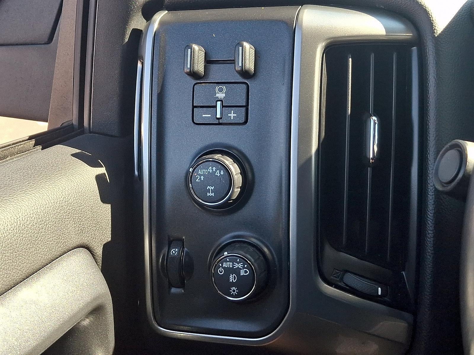 2018 Chevrolet Silverado 1500 Double Cab Standard Box 4-Wheel Drive LT Z71