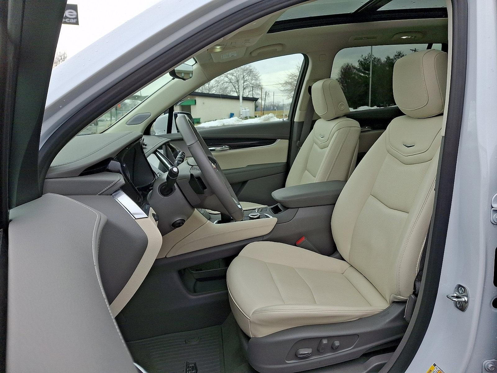 2025 Cadillac XT6 AWD 4dr Premium Luxury