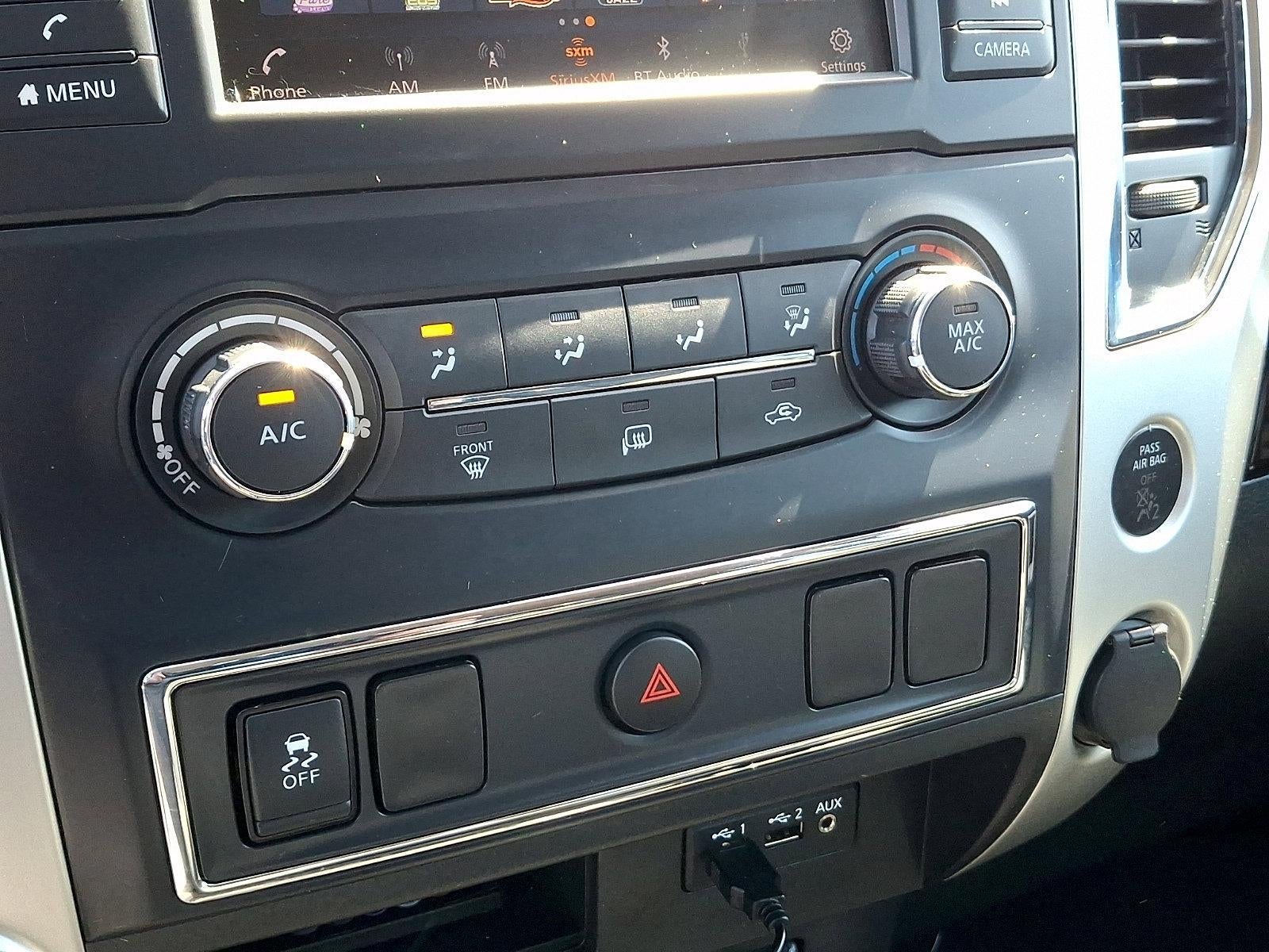 2019 Nissan Titan 4x4 Crew Cab SV