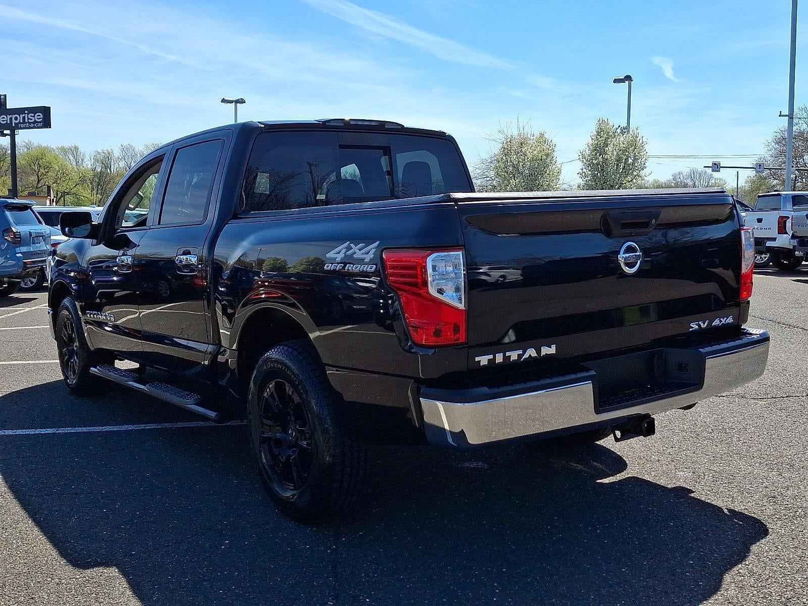 2019 Nissan Titan 4x4 Crew Cab SV