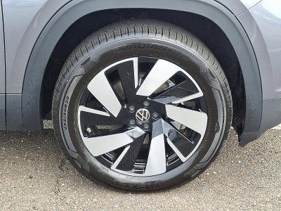 2025 Volkswagen Atlas Cross Sport 2.0T SE w/Technology 4MOTION