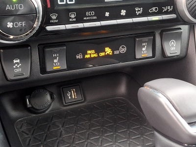 2024 Toyota RAV4 XLE Premium AWD (Natl)