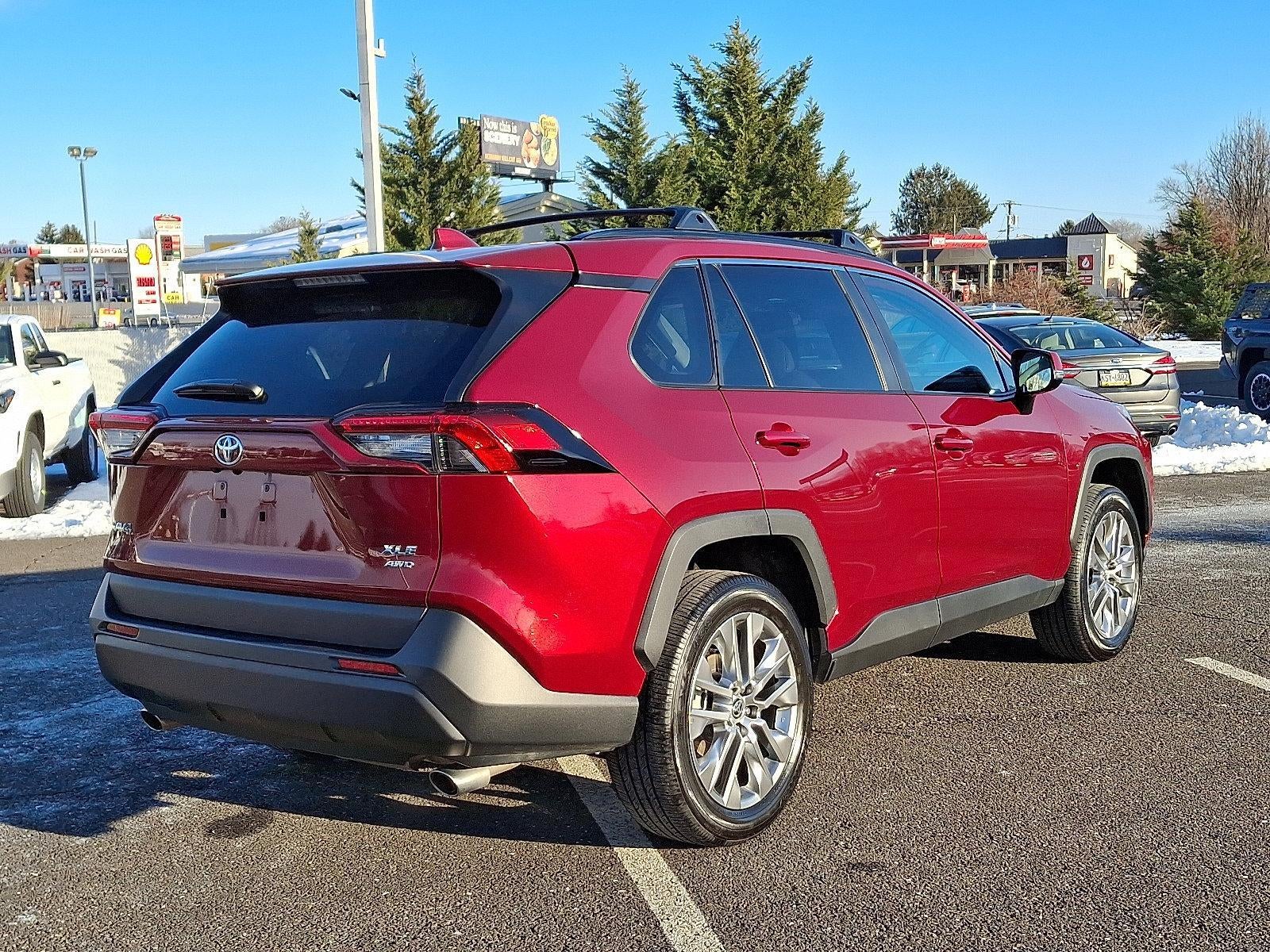 2025 Toyota RAV4 XLE Premium AWD (Natl)