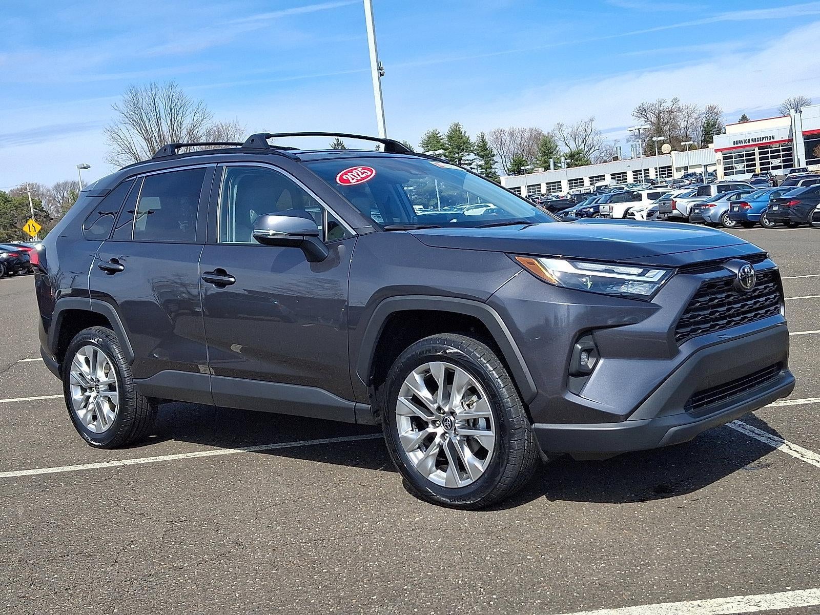 2025 Toyota RAV4 XLE Premium AWD (Natl)