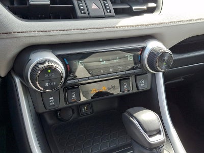 2025 Toyota RAV4 XLE Premium AWD (Natl)