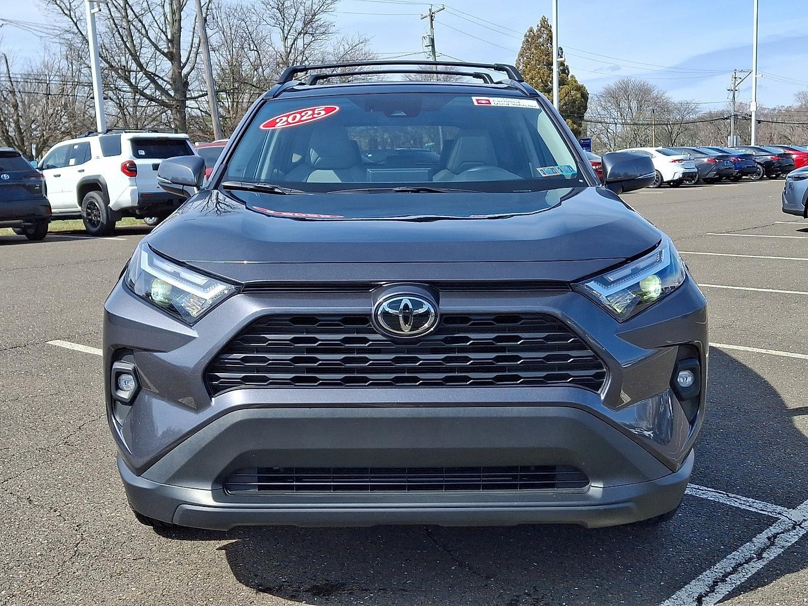 2025 Toyota RAV4 XLE Premium AWD (Natl)