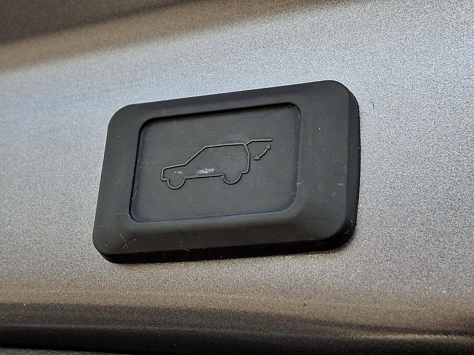 2025 Toyota RAV4 XLE Premium AWD (Natl)