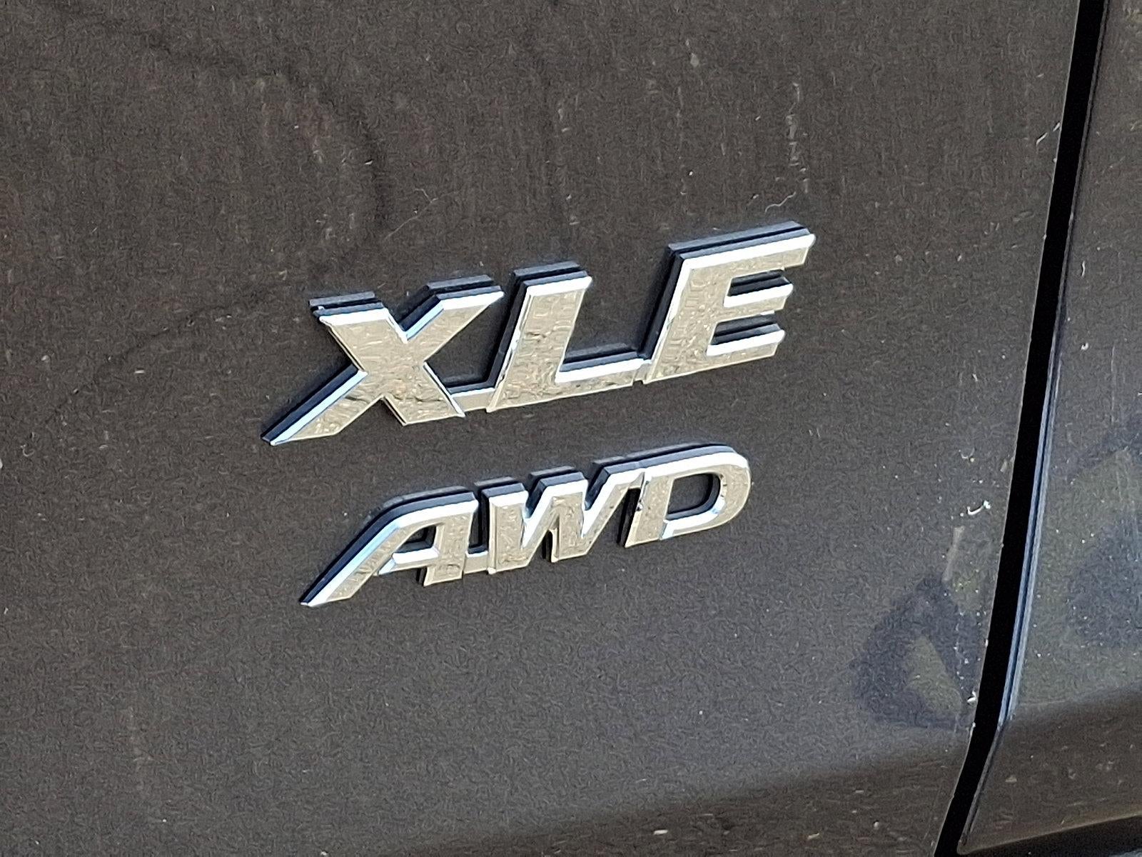 2025 Toyota RAV4 XLE Premium AWD (Natl)