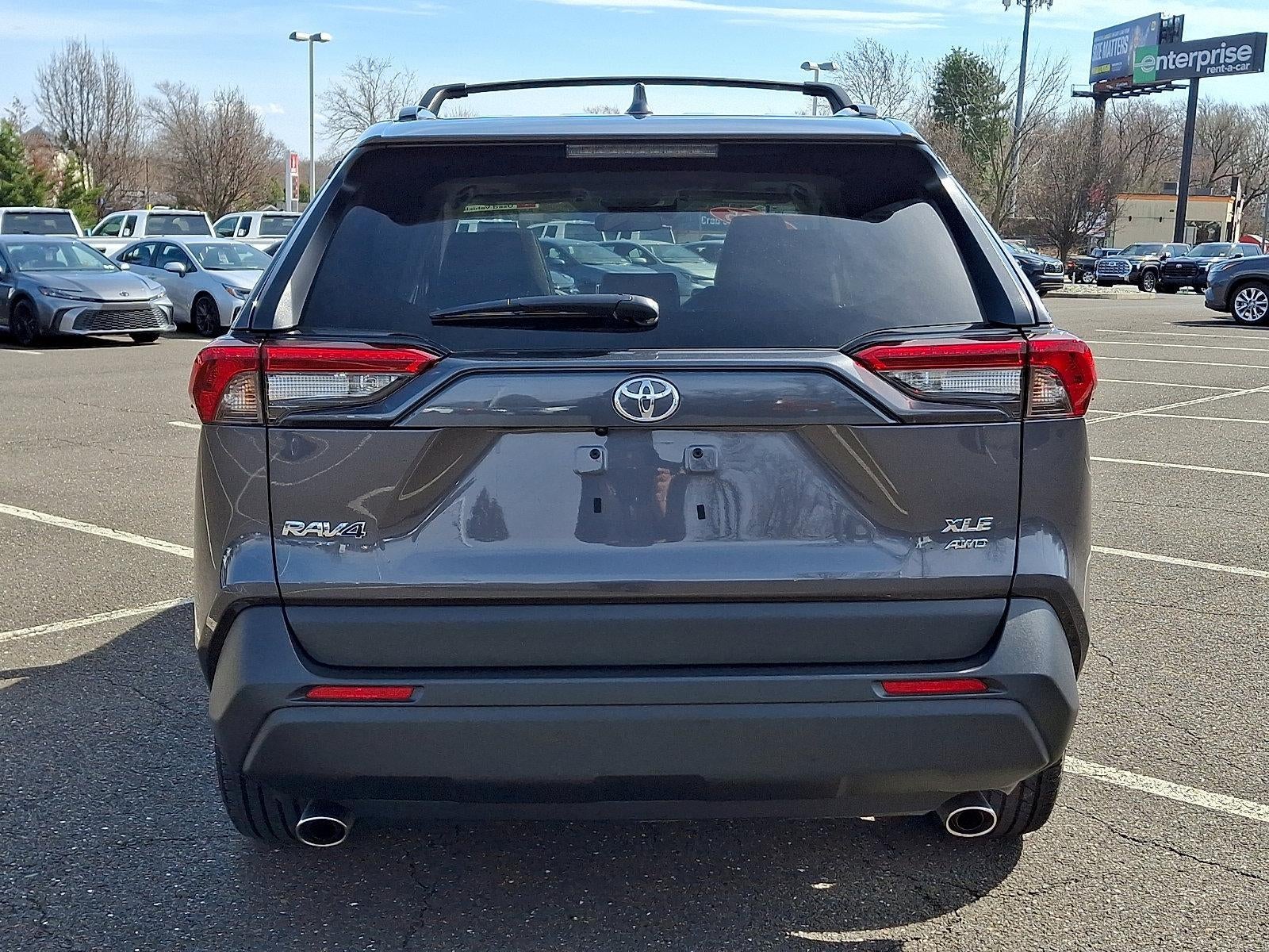 2025 Toyota RAV4 XLE Premium AWD (Natl)