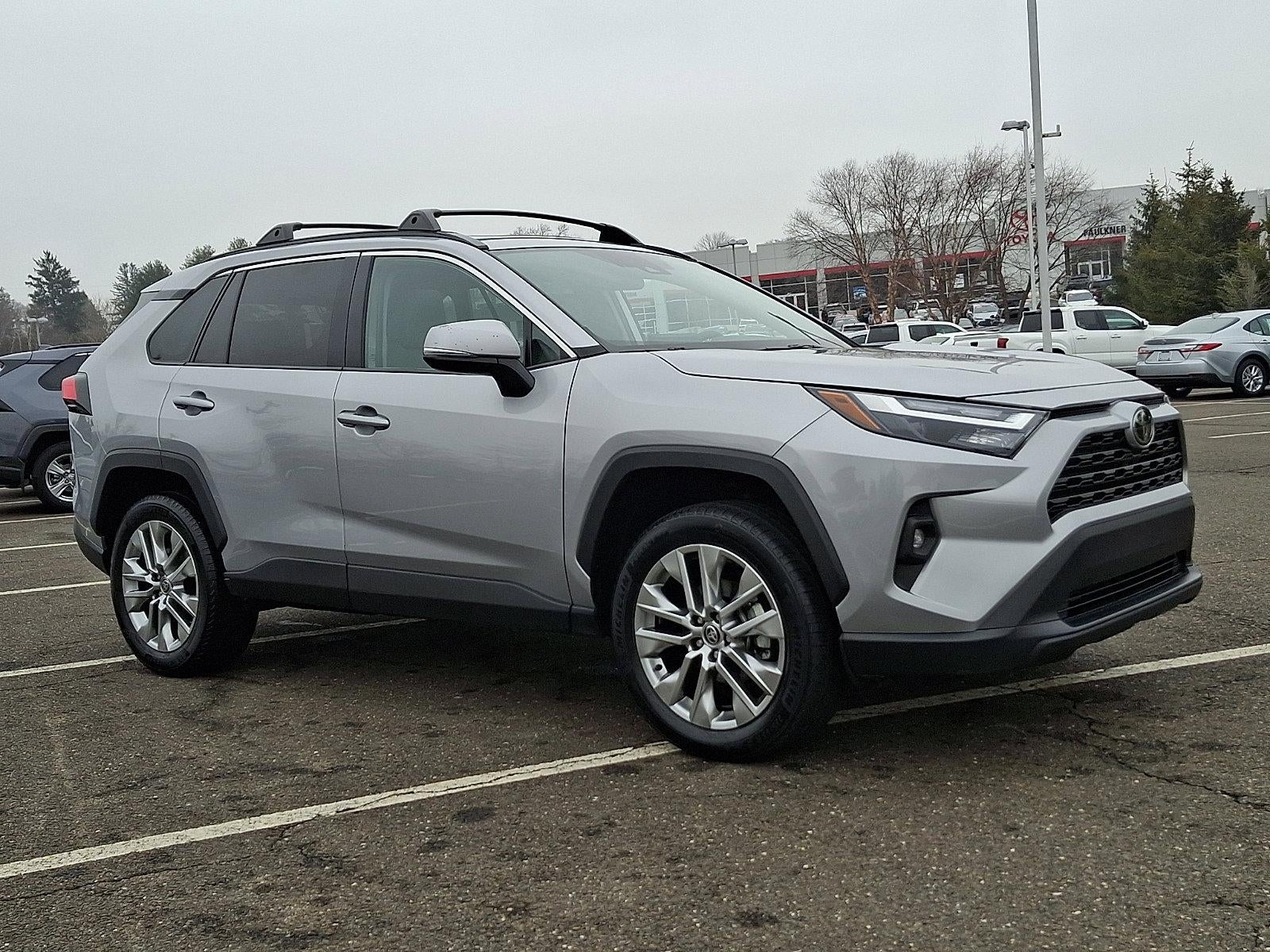 2025 Toyota RAV4 XLE Premium AWD (Natl)