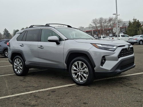 2025 Toyota RAV4 XLE Premium AWD (Natl)