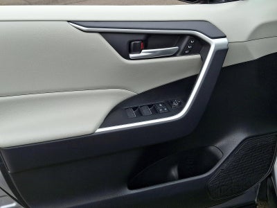 2025 Toyota RAV4 XLE Premium AWD (Natl)