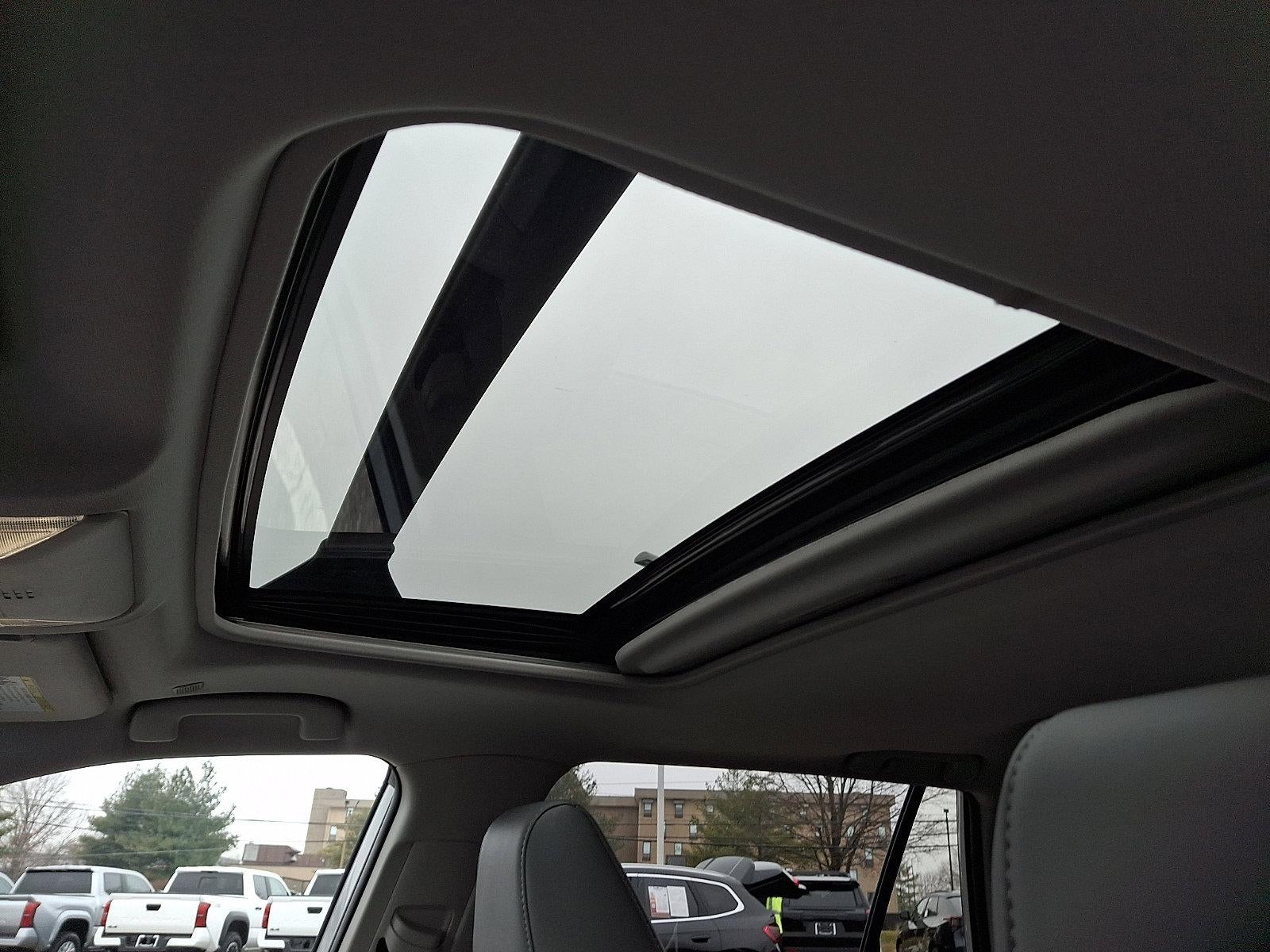 2025 Toyota RAV4 XLE Premium AWD (Natl)