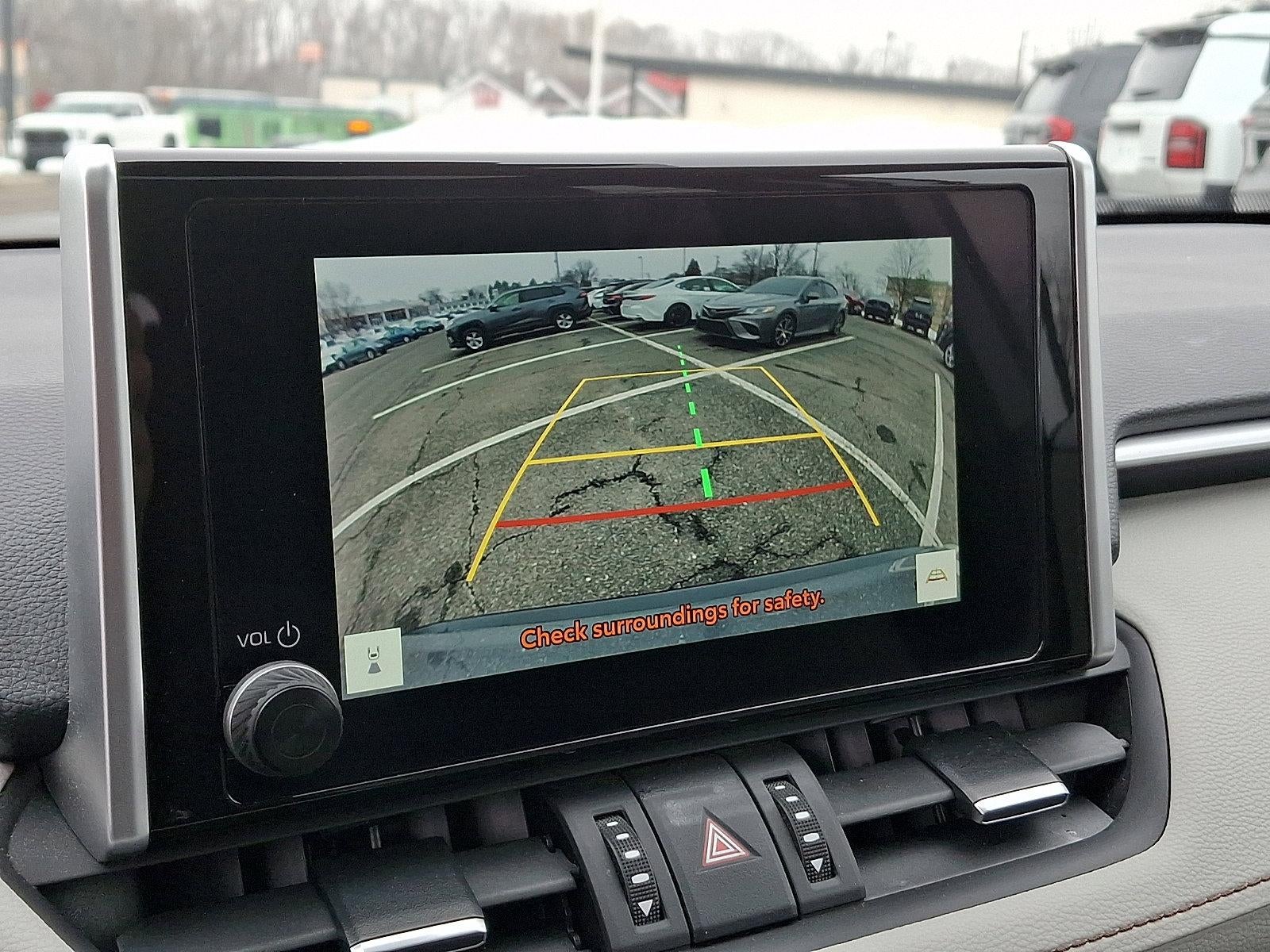 2025 Toyota RAV4 XLE Premium AWD (Natl)