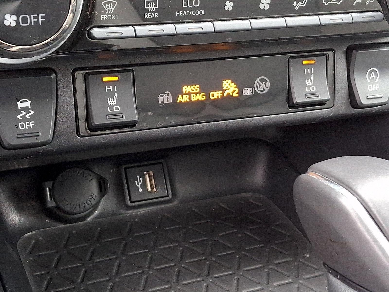 2025 Toyota RAV4 XLE Premium AWD (Natl)